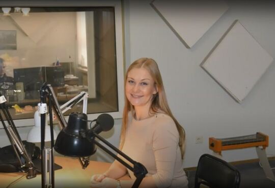 Анна Гончарова: "Все верят в сказку". Программа "Форт Росс", вып. №101, 8 января 2014. Радио "Сити-ФМ"